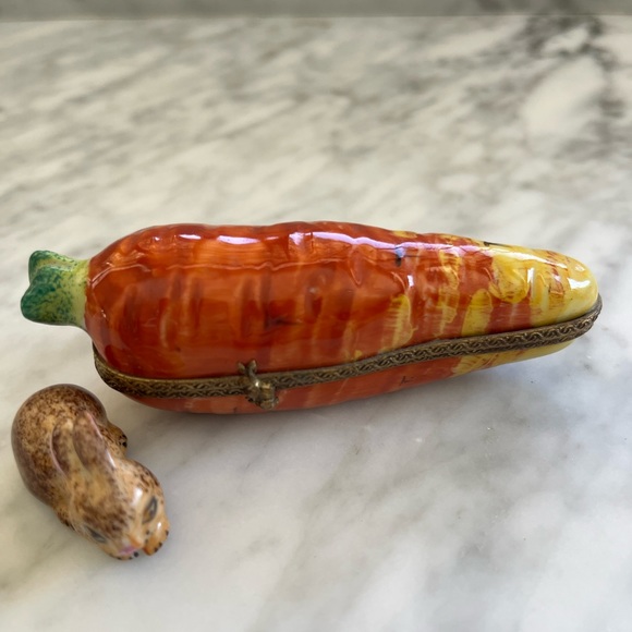 Limoges Carrot with bunny from France - Picture 3 of 4